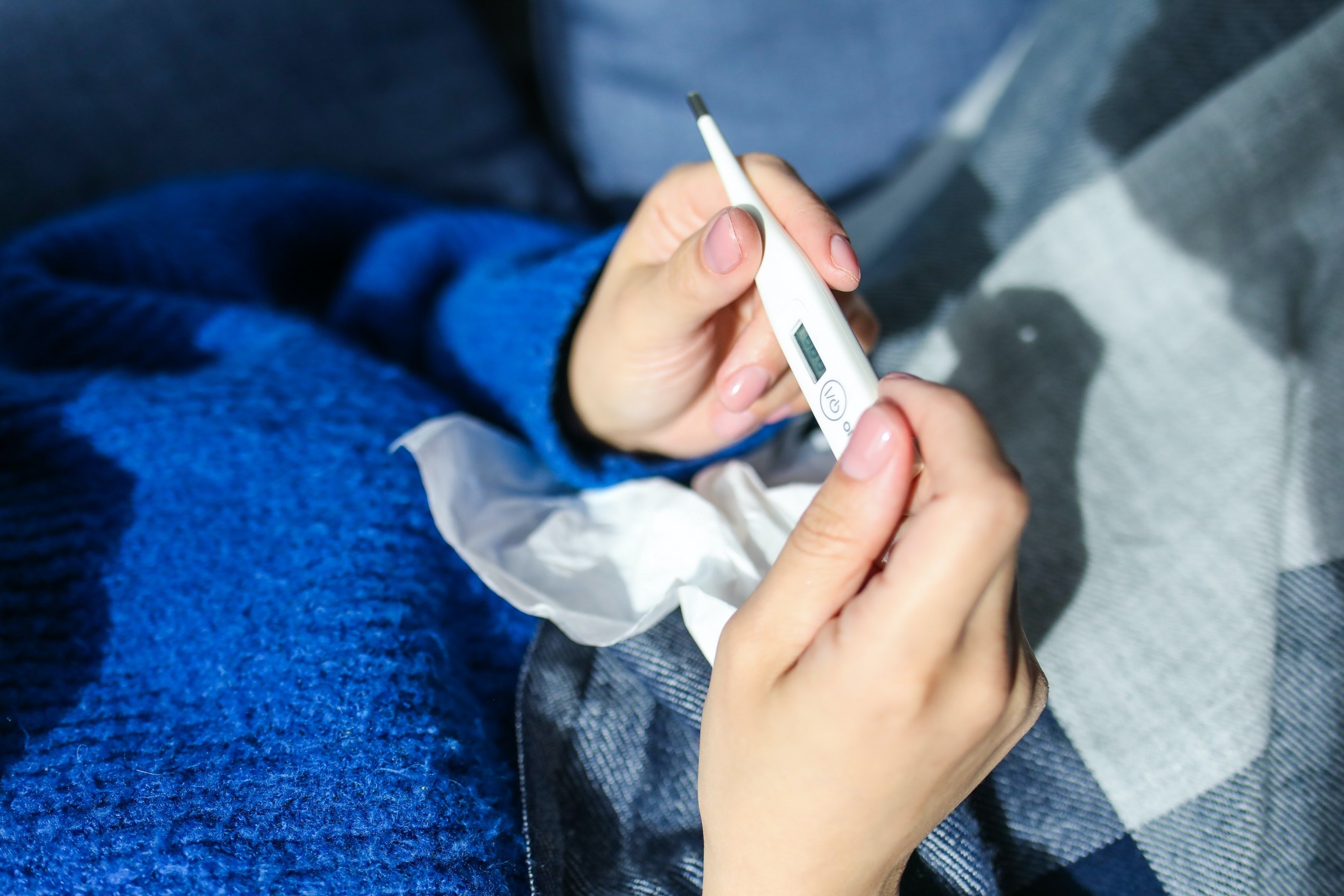 How to Treat a Viral Fever at Home 1 Treat viral Fever at home